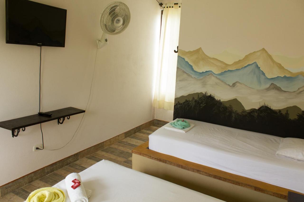 Nuevo Oeste Hotel Acacias Luaran gambar